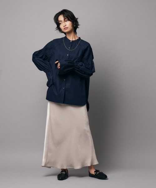 RASW（ラス）の「[RASW]サテンバイヤススカート（スカート・レディース・グレイッシュベージュ/グリーン系その他・PM/M/L）」の7枚目の写真