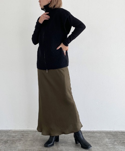 RASW（ラス）の「[RASW]サテンバイヤススカート（スカート・レディース・グレイッシュベージュ/グリーン系その他・PM/M/L）」の17枚目の写真