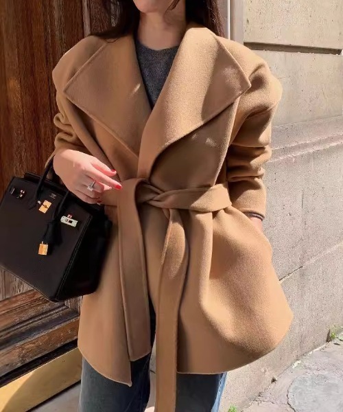 FREE STYLISTS（フリー スタイリスト）の「YUGA_YGMC　ボリュームカラー ローブウールコート（チェスターコート・レディース・グレー/ブラック/キャメル・FREE）」の16枚目の写真