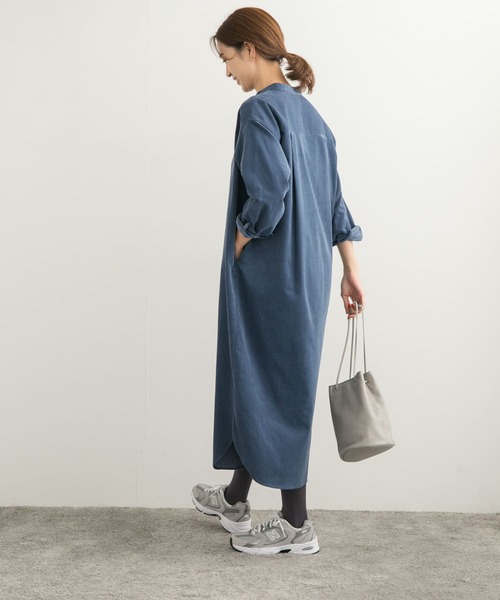 URBAN RESEARCH DOORS（アーバンリサーチドアーズ）の「『UR TECH』コーデュロイシャツワンピース（ワンピース・レディース・ブルー/グレー/ベージュ/マスタード/ミント/ピンク・SMALL/MEDIUM）」の20枚目の写真