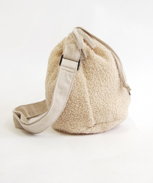 Minnetonka（ミネトンカ）の「MINNETONKA（ミネトンカ） / ボア巾着ショルダーバッグ PURSE BOA BAG（ショルダーバッグ・レディース・グレー/ブラウン/アイボリー・FREE）」の8枚目の写真