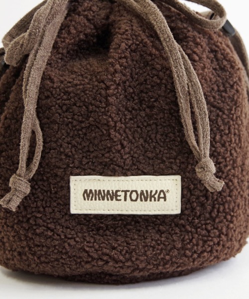 Minnetonka（ミネトンカ）の「MINNETONKA（ミネトンカ） / ボア巾着ショルダーバッグ PURSE BOA BAG（ショルダーバッグ・レディース・グレー/ブラウン/アイボリー・FREE）」の12枚目の写真
