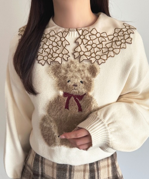 apres jour(アプレジュール)の「リボン刺繍BIG襟ブラウス【ZOZOTOWN限定アイテム】(シャツ/ブラウス・レディース・ホワイト/ベージュ/ホワイト系その他2・X-LARGE/フリー)」の3枚目の写真