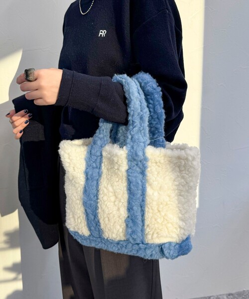 fredy emue（フレディエミュ）の「TWボア配色トートバッグ（トートバッグ・レディース・グレー系その他/ブルー系その他4・FREE）」の6枚目の写真