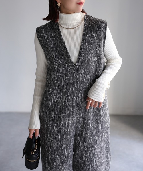 Riberry(リベリー)の「深Vネックツイードサロペット(サロペット/オーバーオール・レディース・ブラック・FREE)」の16枚目の写真