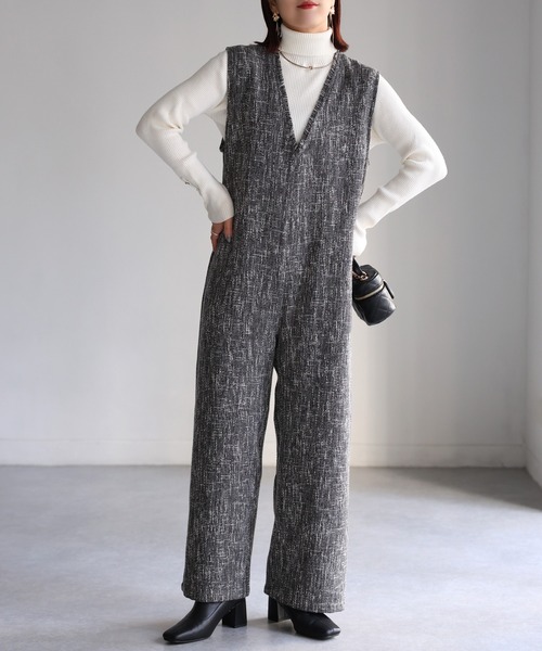 Riberry(リベリー)の「深Vネックツイードサロペット(サロペット/オーバーオール・レディース・ブラック・FREE)」の15枚目の写真