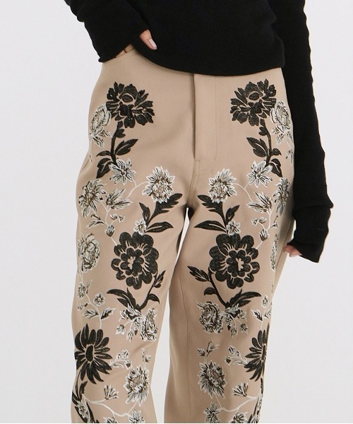 セール】FLOWER EMBROIDERY PANTS（その他パンツ）｜CLANE