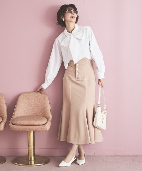 AND COUTURE(アンドクチュール)の「ハイウエストコルセットステッチスカート(スカート・レディース・ブラック/ベージュ/オレンジ・MEDIUM/SMALL)」の20枚目の写真
