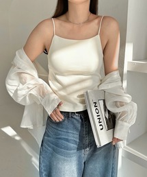オープンバック」に該当するキャミソール（カップ付き