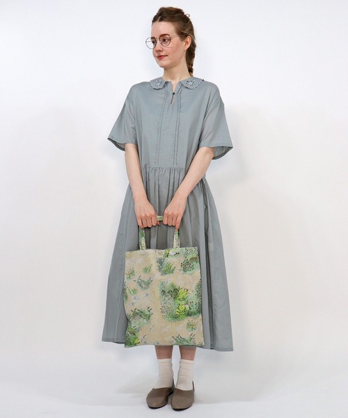 haupia（ハウピア）の「銀河とアップルパイ【バッグ】（トートバッグ・レディース・ブルー/ベージュ・FREE）」の3枚目の写真