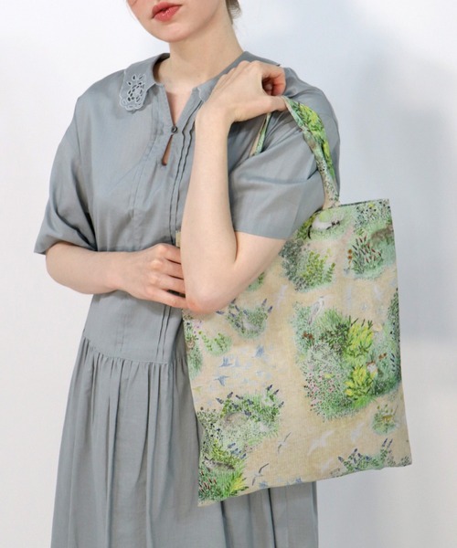 haupia（ハウピア）の「銀河とアップルパイ【バッグ】（トートバッグ・レディース・ブルー/ベージュ・FREE）」の4枚目の写真