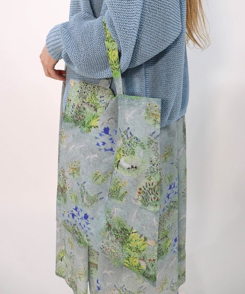 haupia（ハウピア）の「銀河とアップルパイ【バッグ】（トートバッグ・レディース・ブルー/ベージュ・FREE）」の8枚目の写真