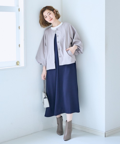 SMILE LAND（スマイルランド）の「＜大きいサイズ＞ワイドスリーブノーカラージャケット【OtonaSMILE】（ノーカラージャケット・レディース・ブラック/ライトグレー・L/LL/3L/4L/5L）」の8枚目の写真