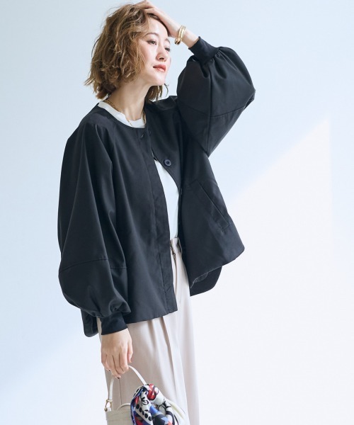 SMILE LAND（スマイルランド）の「＜大きいサイズ＞ワイドスリーブノーカラージャケット【OtonaSMILE】（ノーカラージャケット・レディース・ブラック/ライトグレー・L/LL/3L/4L/5L）」の15枚目の写真