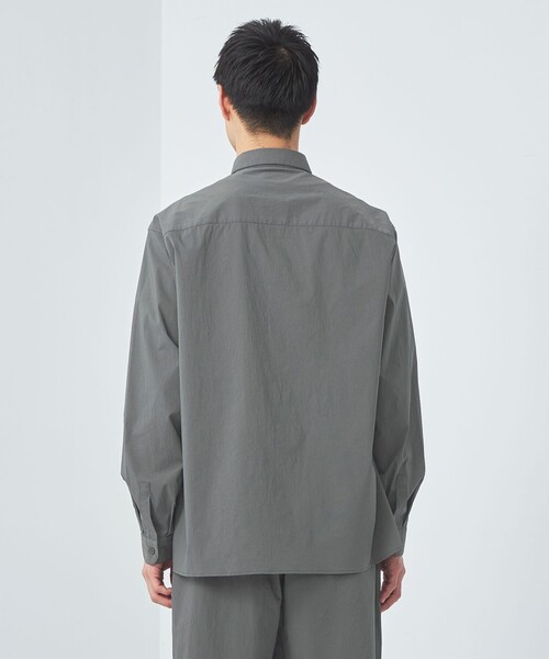 green label relaxing（グリーンレーベルリラクシング）の「WONDER CLOTH ボックス シルエット 長袖 シャツ -ストレッチ・接触冷感・吸水速乾-（シャツ/ブラウス・メンズ・ブラック/ネイビー/ダークグレー・XL/L/M/S）」の17枚目の写真