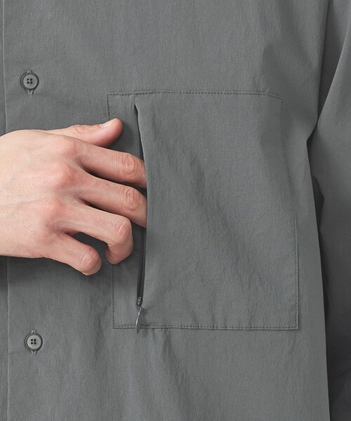 green label relaxing（グリーンレーベルリラクシング）の「WONDER CLOTH ボックス シルエット 長袖 シャツ -ストレッチ・接触冷感・吸水速乾-（シャツ/ブラウス・メンズ・ブラック/ネイビー/ダークグレー・XL/L/M/S）」の20枚目の写真