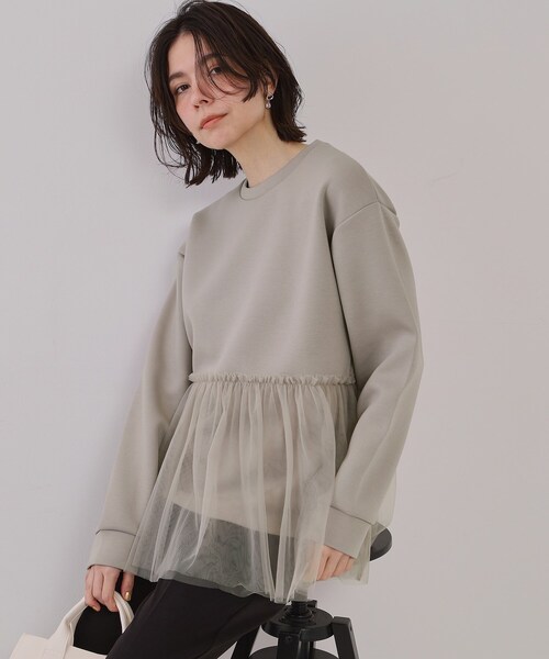 OPAQUE.CLIP（オペークドットクリップ）の「◆チュールドッキングペプラムトップス【洗濯機洗い可】（Tシャツ/カットソー・レディース・ナチュラル/ブラック/ライトブルー・00）」の3枚目の写真
