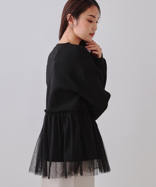OPAQUE.CLIP（オペークドットクリップ）の「◆チュールドッキングペプラムトップス【洗濯機洗い可】（Tシャツ/カットソー・レディース・ナチュラル/ブラック/ライトブルー・00）」の4枚目の写真