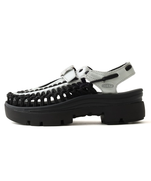 KEEN(キーン)の「KEEN UNEEK PLT MARY JANE / キーン ユニーク ピーエルティ メリージェーン(サンダル・レディース・ブラック×グレー・23.0cm/24.0cm/25.0cm/26.0cm)」の4枚目の写真
