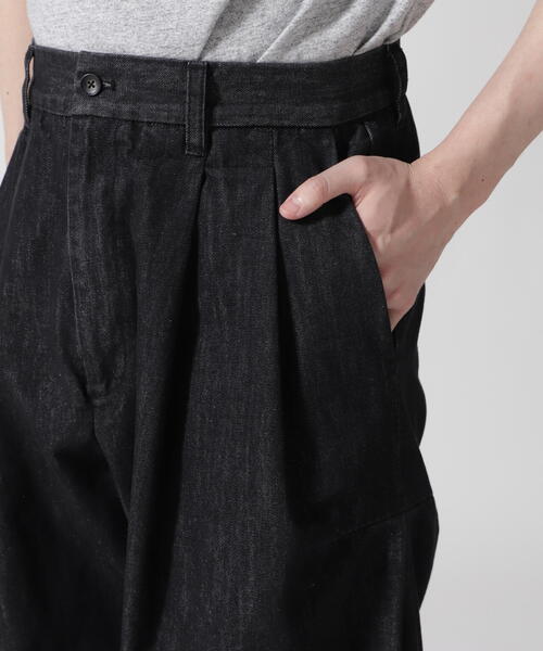 Toironier（トワロニエ）の「Toironier/トワロニエ/Denim 2Tuck Side