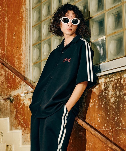 glamb（グラム）の「Line Tape Track Shirt / ラインテープトラックシャツ（シャツ/ブラウス・メンズ・ブラック/ベージュ/ブルー・S/M/L）」の18枚目の写真