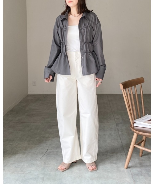 She's Closet(シーズクローゼット)の「シャーリングビスチェデザインシャツブラウス(シャツ/ブラウス・レディース・ホワイト/ブルー/チャコールグレー・FREE)」の12枚目の写真