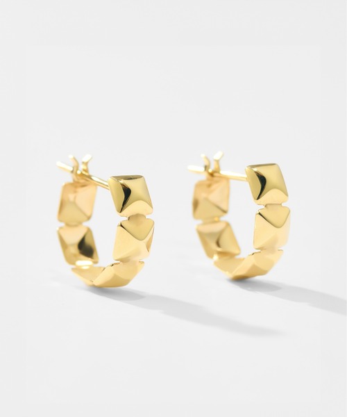 Jewel closet by L&Co.(ジュエルクローゼットバイエルアンドコー)の「K10 フープ ピアス【動画あり】(ピアス(両耳用)・レディース・イエローゴールド・FREE)」の7枚目の写真
