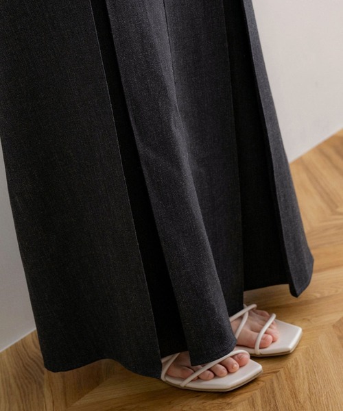 NOAHL(ノアル)の「【NOAHL】MIXツイルダブルタックスカート(スカート・レディース・ベージュ系/グレー系・FREE)」の4枚目の写真