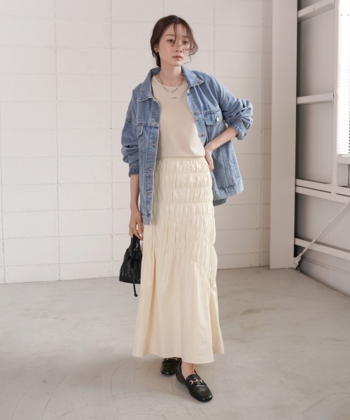 Bab(バブ)の「シャーリングギャザースカート(スカート・レディース・パープル/アイボリー/ブラック・M)」の5枚目の写真