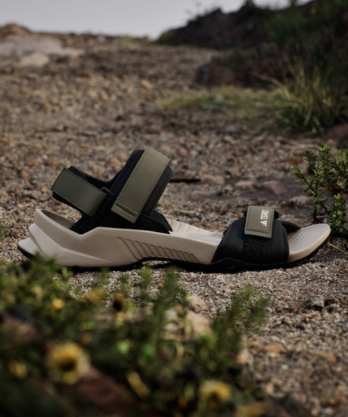 adidas(アディダス)の「テレックス Hydroterra サンダル / Terrex Hydroterra Sandals / アディダス adidas(サンダル・メンズ・オリーブ/ブラック・28.5cm/27.5cm/26.5cm/25.5cm/24.5cm/23.5cm)」の10枚目の写真