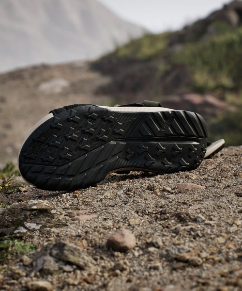 adidas(アディダス)の「テレックス Hydroterra サンダル / Terrex Hydroterra Sandals / アディダス adidas(サンダル・メンズ・オリーブ/ブラック・28.5cm/27.5cm/26.5cm/25.5cm/24.5cm/23.5cm)」の11枚目の写真