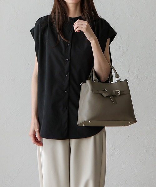 VitaFelice(ヴィータフェリーチェ)の「本革2ルーム2wayトートバッグ ベルトデザイン ハンドバッグ フォーマルバッグ セレモニーバッグ(トートバッグ・レディース・アッシュグレー/ブラック/ベージュ系・FREE)」の7枚目の写真