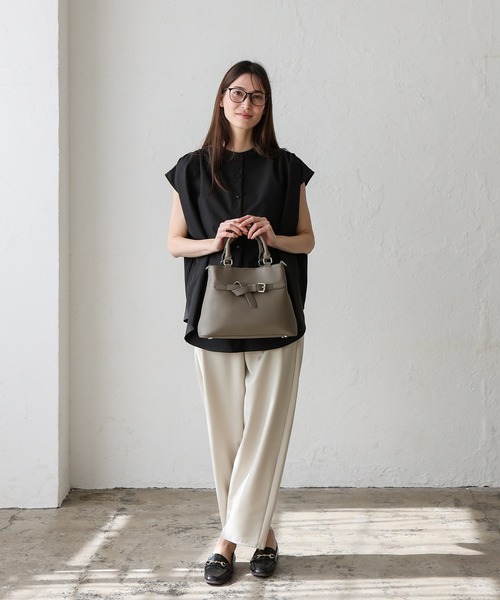 VitaFelice(ヴィータフェリーチェ)の「本革2ルーム2wayトートバッグ ベルトデザイン ハンドバッグ フォーマルバッグ セレモニーバッグ(トートバッグ・レディース・アッシュグレー/ブラック/ベージュ系・FREE)」の9枚目の写真