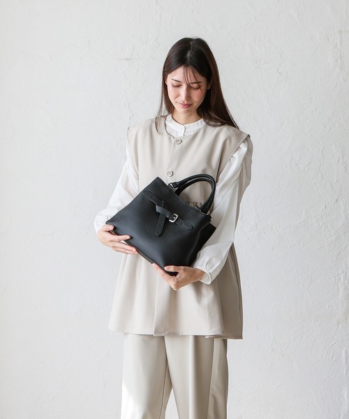 VitaFelice(ヴィータフェリーチェ)の「本革2ルーム2wayトートバッグ ベルトデザイン ハンドバッグ フォーマルバッグ セレモニーバッグ(トートバッグ・レディース・アッシュグレー/ブラック/ベージュ系・FREE)」の17枚目の写真