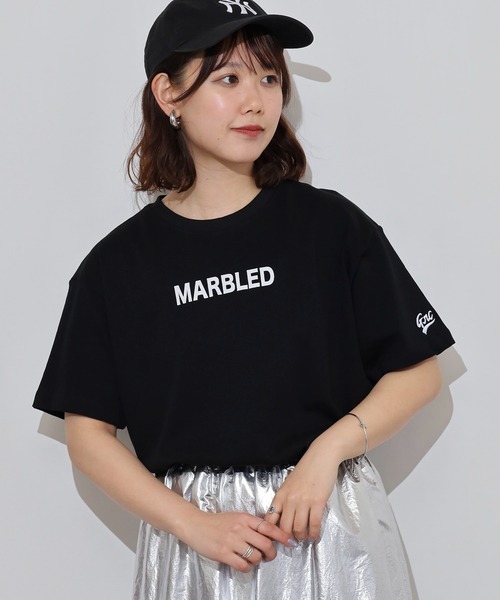 atONE(アットワン)の「胸元袖刺繍ロゴデザインヘビーウェイトTシャツ(Tシャツ/カットソー・レディース・ブラック/ホワイト・M/L)」の1枚目の写真