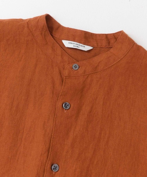 URBAN RESEARCH DOORS（アーバンリサーチドアーズ）の「『XLサイズ/WEB限定』シルケットリネンバンドカラーロングスリーブシャツ（シャツ/ブラウス・メンズ・アイボリー/オリーブ/ライトブルー/オレンジ/インディゴブルー・X-LARGE/MEDIUM/LARGE）」の21枚目の写真