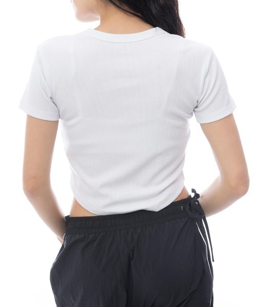 RVCA(ルーカ)の「RVCA レディース SNAKE RVCA BABY TEE Tシャツ 【2025年春夏モデル】/ルーカショート丈半袖Tシャツ(Tシャツ/カットソー・レディース・ホワイト/ブラック・MEDIUM/SMALL/LARGE)」の9枚目の写真