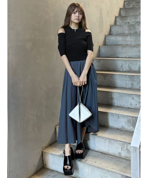 MURUA（ムルーア）の「イレヘムギャザーアシメスカート（スカート・レディース・ベージュ/ブルー/ブラック・FREE）」の15枚目の写真