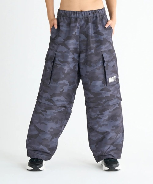 ROXY(ロキシー)の「SHAGGY BAGGY/ロキシー2WAYウエストゴムカーゴパンツ(カーゴパンツ・レディース・カーキ/ブラック/ホワイト・SMALL/MEDIUM/LARGE)」の3枚目の写真