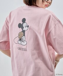 Disney（ディズニー）の「PUBLUX/パブリュクス 別注 MICKEY プリントTシャツ(限定展開)（Tシャツ/カットソー・レディース）」