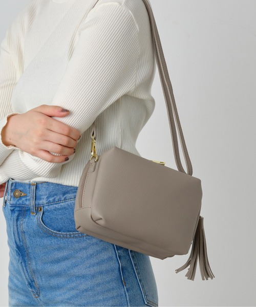 フリンジ付きショルダーバッグ/12126（ショルダーバッグ）｜DOT