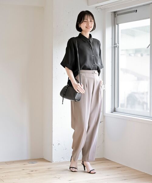 rps(アールピーエス)の「半袖ビッグシャツ(シャツ/ブラウス・レディース・ブラック/カーキ/ネイビー/グレイッシュベージュ・フリー)」の5枚目の写真