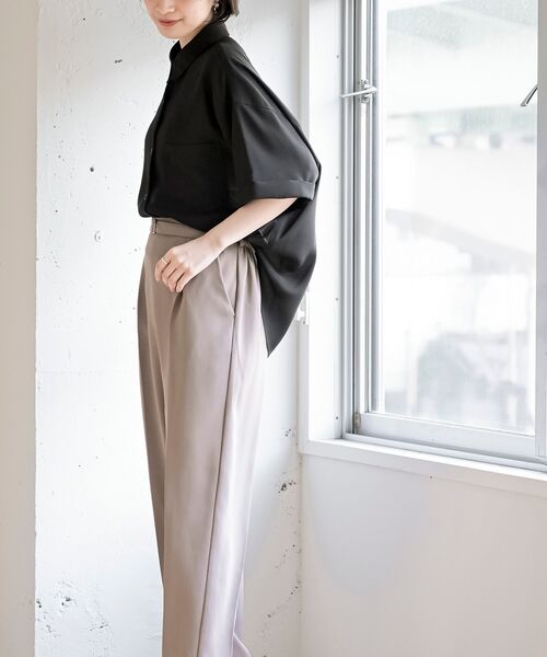 rps(アールピーエス)の「半袖ビッグシャツ(シャツ/ブラウス・レディース・ブラック/カーキ/ネイビー/グレイッシュベージュ・フリー)」の6枚目の写真