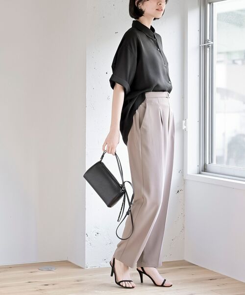 rps(アールピーエス)の「半袖ビッグシャツ(シャツ/ブラウス・レディース・ブラック/カーキ/ネイビー/グレイッシュベージュ・フリー)」の8枚目の写真