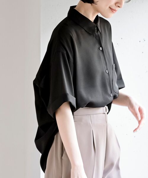 rps(アールピーエス)の「半袖ビッグシャツ(シャツ/ブラウス・レディース・ブラック/カーキ/ネイビー/グレイッシュベージュ・フリー)」の12枚目の写真