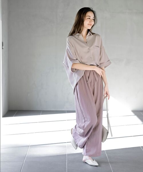 rps(アールピーエス)の「半袖ビッグシャツ(シャツ/ブラウス・レディース・ブラック/カーキ/ネイビー/グレイッシュベージュ・フリー)」の13枚目の写真