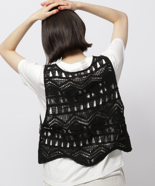 niko and...（ニコアンド）の「ビーズクロシェベスト（ベスト・レディース・ブラック/アイボリー・FREE）」の11枚目の写真