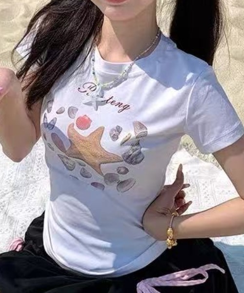 AsRiRe(アスリレイ)の「新柄追加/イチゴ柄プリントTシャツ(Tシャツ/カットソー・レディース・ホワイト/ホワイト系その他5/ホワイト系その他4/ホワイト系その他/ホワイト系その他3/ホワイト系その他2・M)」の20枚目の写真