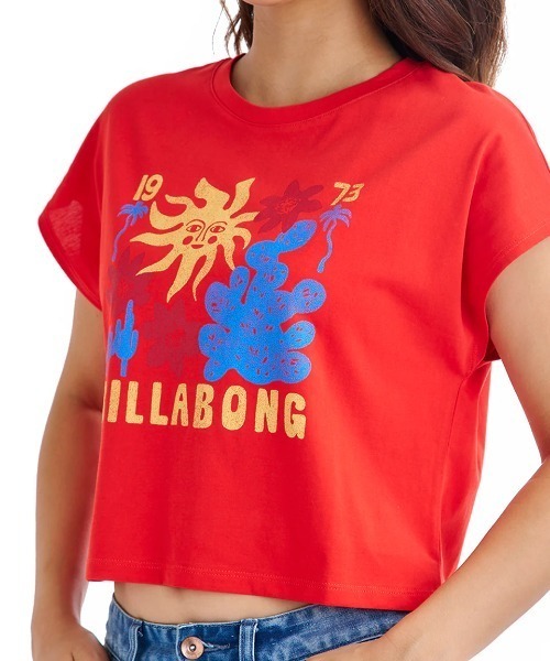 BILLABONG(ビラボン)の「BILLABONG レディース GRAPHIC FRENCH TEE Tシャツ 【2025年夏モデル】/ビラボンフレンチ半袖Tシャツ(Tシャツ/カットソー・レディース・ブルー/ホワイト/レッド・MEDIUM)」の5枚目の写真
