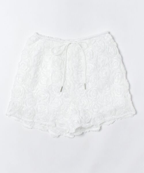 Sibra（シブラ）の「立体ローズ×ふわふわチュールが可愛い主役級ショートパンツ／ウエストゴムで楽ちん、いつものコーデを格上げ（その他パンツ・レディース・ブラック/ホワイト・M）」の9枚目の写真